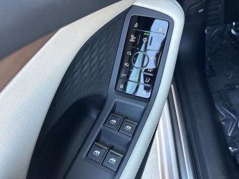 Used 2025 Audi A5 2.0T Prestige w/ 19" Wheel Package image 27