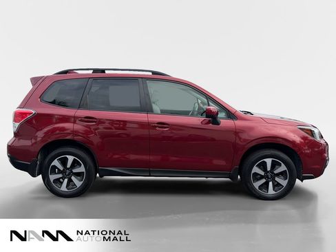 Used 2018 Subaru Forester 2.5i Premium w/ All-Weather Package AWD/4WD image 6
