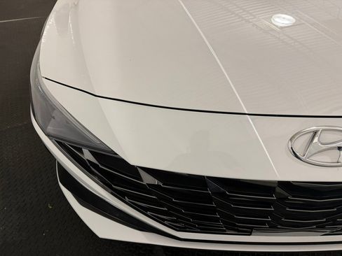 Certified 2023 Hyundai Elantra Limited image 4