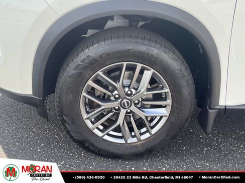 Used 2022 Nissan Rogue S AWD/4WD image 9