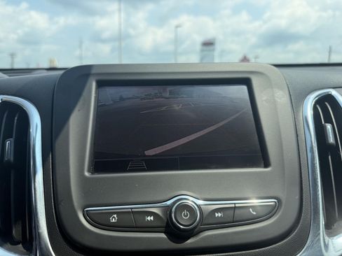 Used 2024 Chevrolet Equinox LT FWD image 30