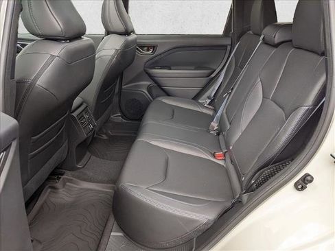 Used 2025 Subaru Forester Limited image 16