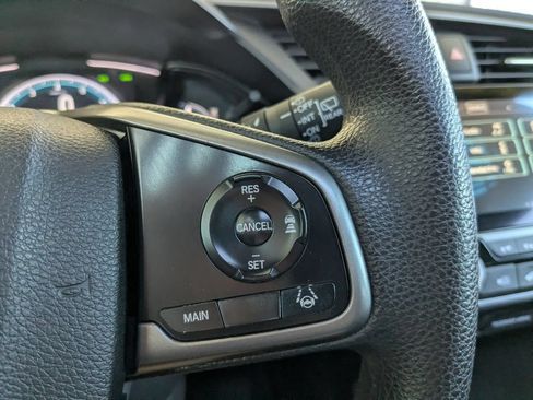 Used 2019 Honda Civic EX image 19