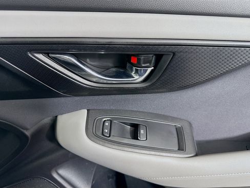 Used 2023 Subaru Outback Premium image 31