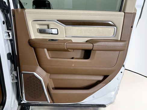 Used 2022 RAM 3500 Laramie image 29