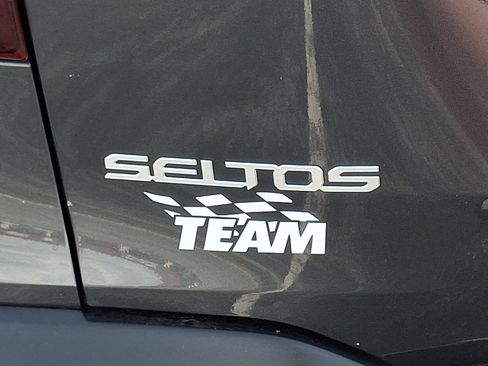 Used 2024 Kia Seltos X-Line AWD/4WD image 33