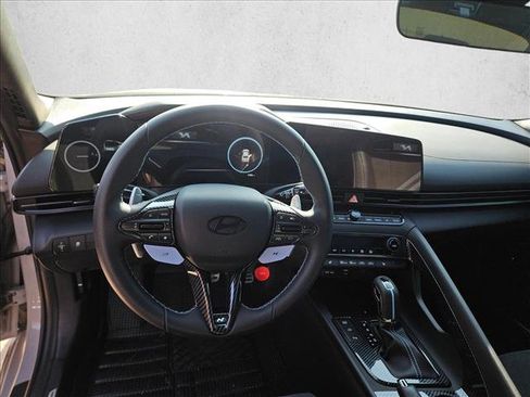 Used 2025 Hyundai Elantra N image 16