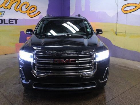 Used 2022 GMC Acadia SLE image 3