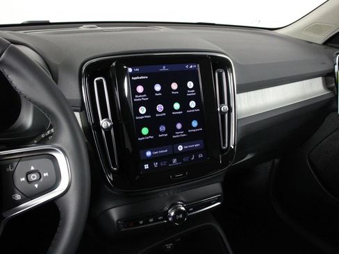 New 2026 Volvo XC40 B5 Ultra w/ Climate Package AWD/4WD image 6