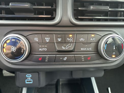 Used 2023 Ford Maverick XLT w/ XLT Luxury Package FWD image 19