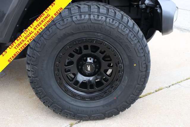 New 2026 Jeep Wrangler Unlimited Sahara w/ Safety Group AWD/4WD image 8