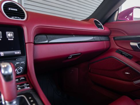 Certified 2024 Porsche 718 Cayman S RWD image 34