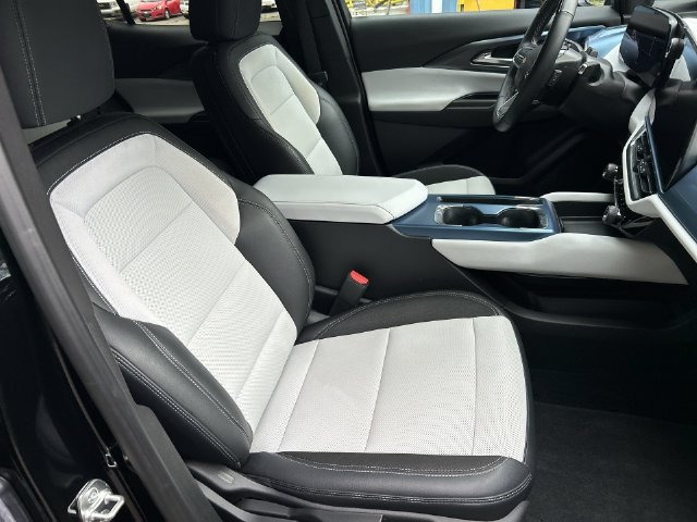 Used 2024 Chevrolet Equinox EV LT w/ Active Safety Package 3 FWD image 26