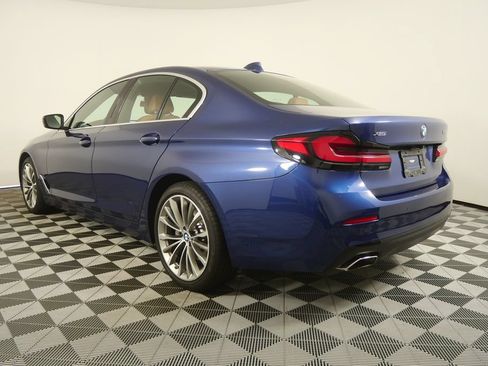Certified 2023 BMW 530i xDrive w/ Premium Package AWD/4WD image 3