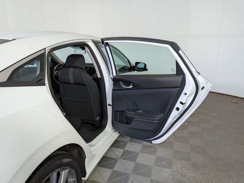 Used 2019 Honda Civic EX image 32