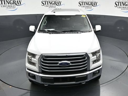 Used 2016 Ford F150 XLT w/ Equipment Group 302A Luxury AWD/4WD image 19