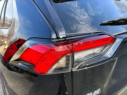 Used 2023 Toyota RAV4 XLE image 34