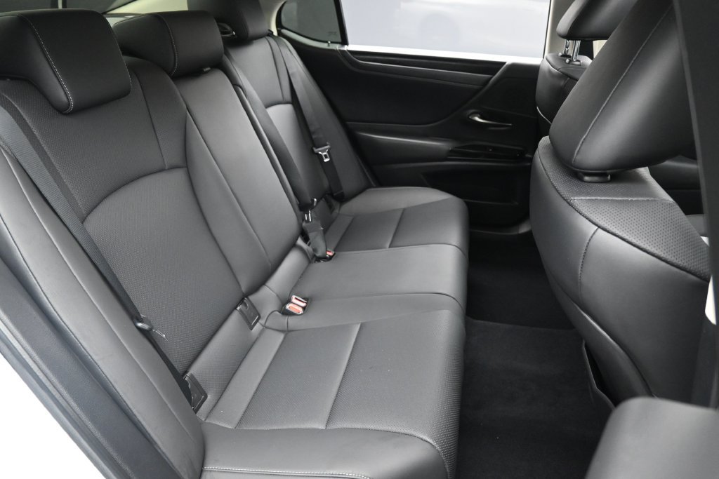 Used 2022 Lexus ES 350 w/ Premium Package FWD image 28
