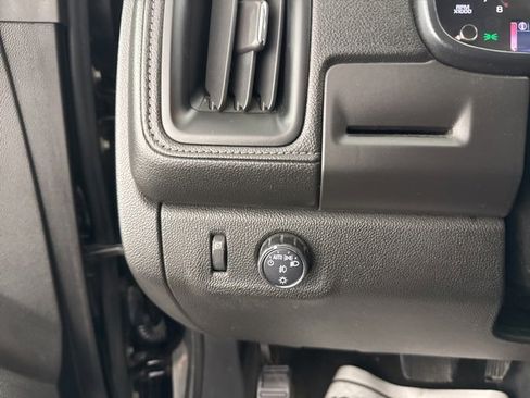 Used 2016 GMC Canyon SLE w/ SLE Convenience Package image 28