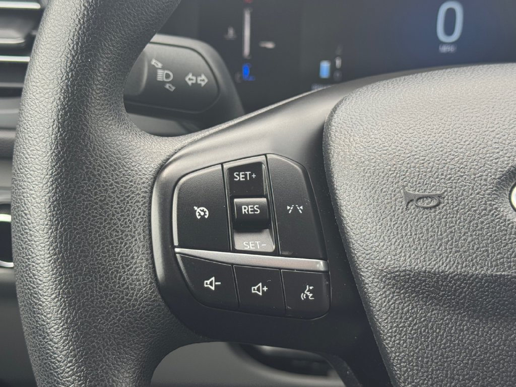 Used 2025 Ford Escape Active AWD/4WD image 21