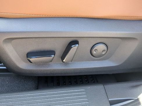 New 2026 Nissan Rogue Platinum AWD/4WD image 29