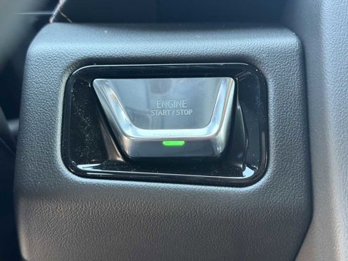 New 2026 GMC Yukon AT4 w/ AT4 Premium Package AWD/4WD image 8