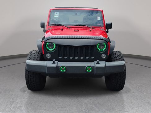 Used 2018 Jeep Wrangler Unlimited Sport S AWD/4WD image 2
