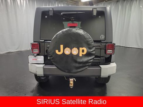 Used 2017 Jeep Wrangler Unlimited Sport AWD/4WD image 8