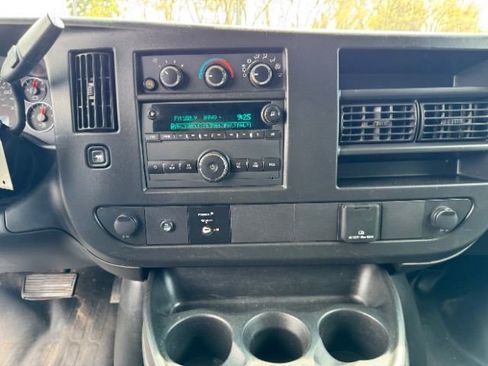 Used 2023 Chevrolet Express 2500 w/ Driver Convenience Package image 22