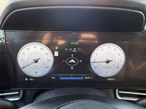 Used 2024 Hyundai Elantra SEL w/ Convenience Package FWD image 14