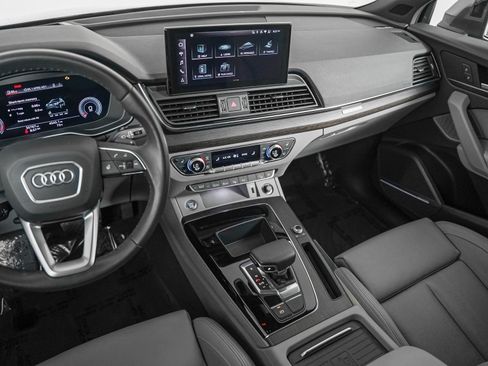Used 2023 Audi Q5 2.0T Prestige w/ Prestige Package AWD/4WD image 14