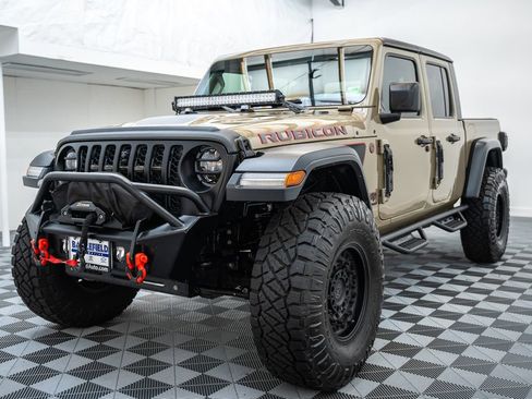 Used 2020 Jeep Gladiator Rubicon AWD/4WD image 3