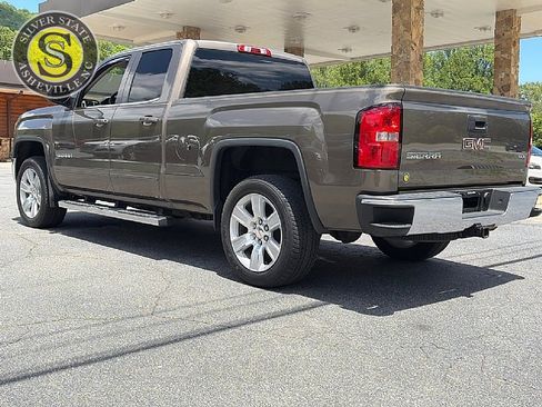 Used 2015 GMC Sierra 1500 SLE w/ SLE Value Package RWD image 4