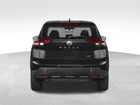 Used 2024 Nissan Rogue S AWD/4WD image 8