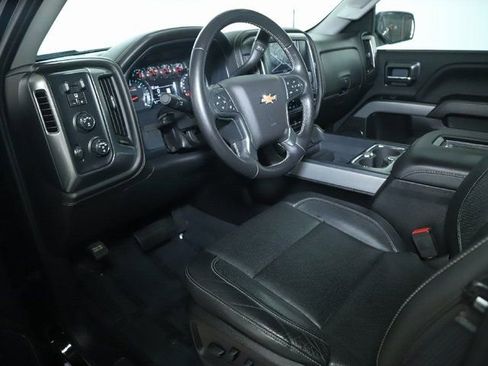 Used 2018 Chevrolet Silverado 1500 LTZ Z71 w/ LTZ Plus Package image 19