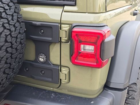 New 2026 Jeep Wrangler Unlimited Rubicon 392 w/ Quick Order Package 27X Moab AWD/4WD image 10