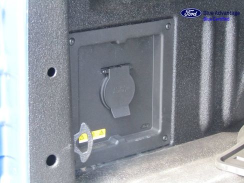 Used 2025 Ford F150 XLT w/ Equipment Group 303A High AWD/4WD image 9