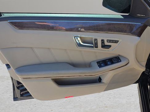 Used 2011 Mercedes-Benz E 350 E 350 image 9