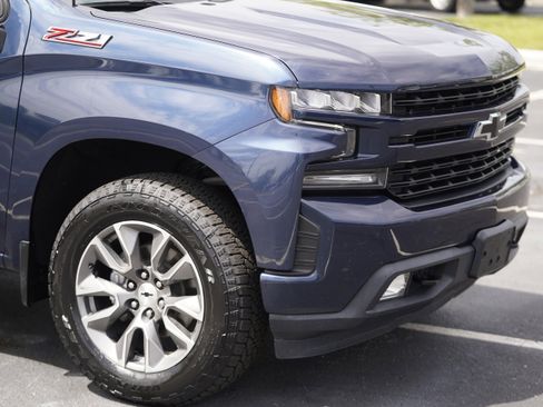 Used 2021 Chevrolet Silverado 1500 RST AWD/4WD image 38