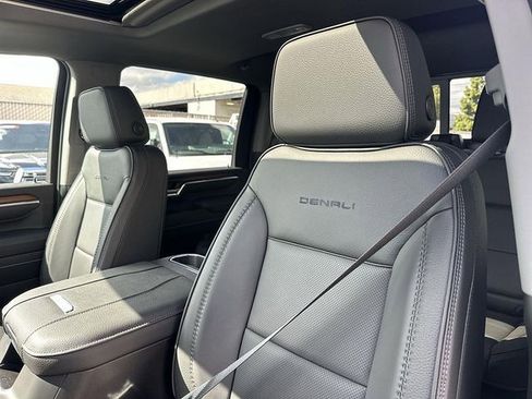 New 2026 GMC Sierra 2500 Denali w/ Denali Reserve Package AWD/4WD image 24