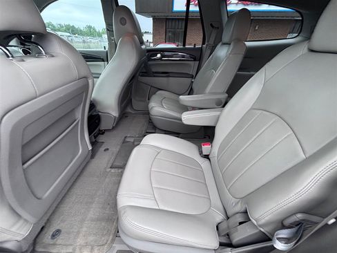 Used 2016 Buick Enclave Leather FWD image 19