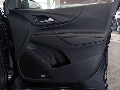 Used 2021 Chevrolet Equinox Premier image 35