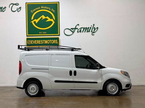 Used 2022 RAM ProMaster City Tradesman FWD image 2