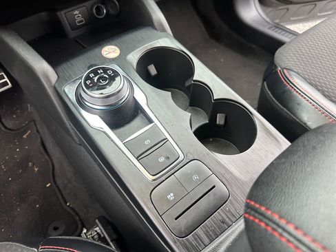 Used 2024 Ford Escape ST-Line image 18