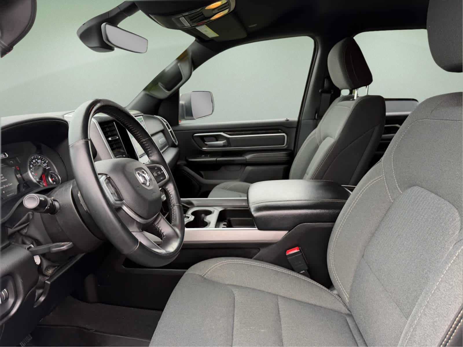 Used 2022 RAM 1500 Big Horn AWD/4WD image 9