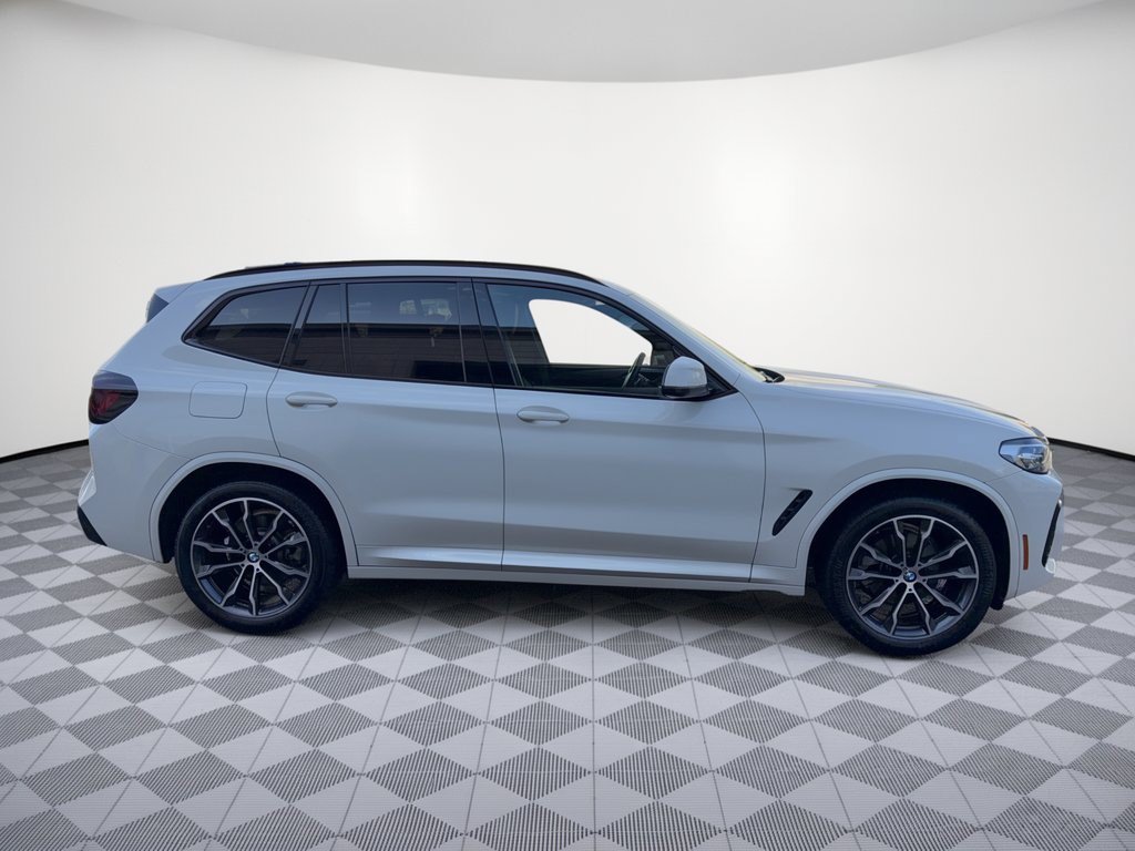 Used 2022 BMW X3 xDrive30i w/ M Sport Package 2 AWD/4WD image 8