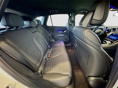 Certified 2025 Mercedes-Benz GLC 350e 4MATIC image 28