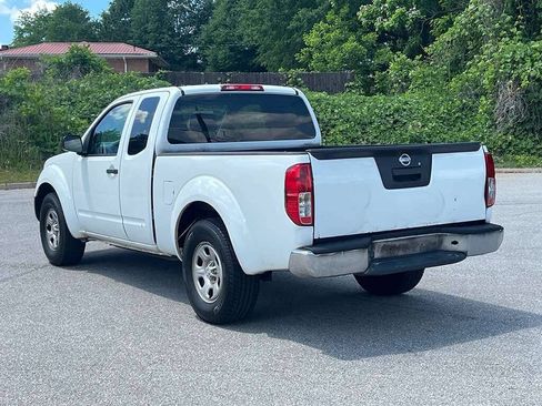 Used 2016 Nissan Frontier S RWD image 16