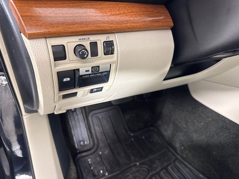 Used 2014 Subaru Outback 2.5i Limited w/ Moonroof Package image 15