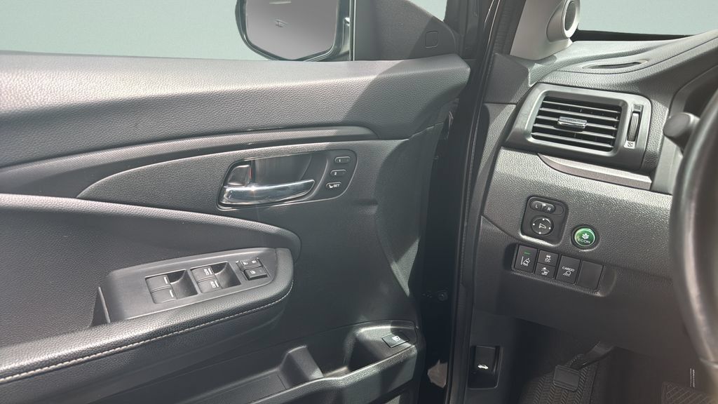 Used 2024 Honda Ridgeline RTL image 16
